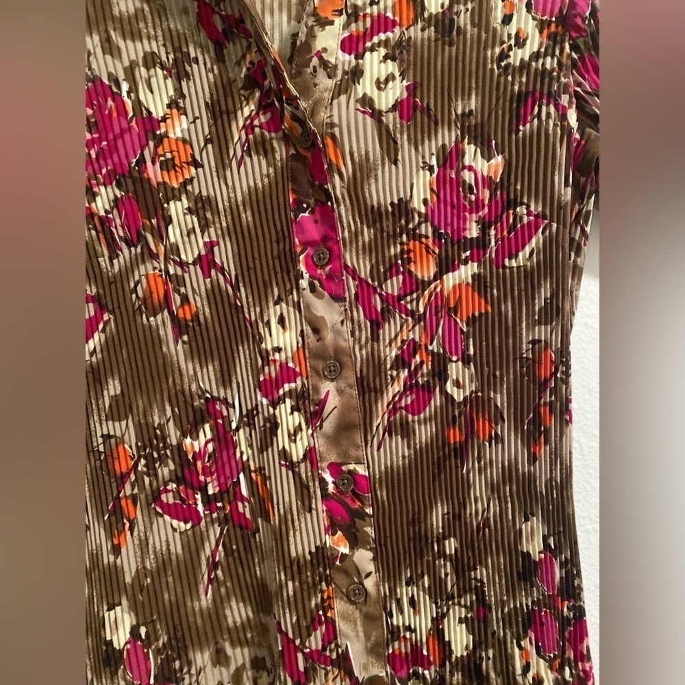 Christopher & Banks Floral Blouse Womens Small Taupe & Hot Pink Professional - Picture 7 of 12